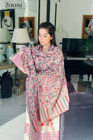Superfine Pure Merino Kaani Jaamawar Shawl - Viola & Bouquet - Zooni | Kashmir Originals Superfine Pure Merino Kaani Jaamawar Shawl - Viola & Bouquet - Zooni | Kashmir Originals