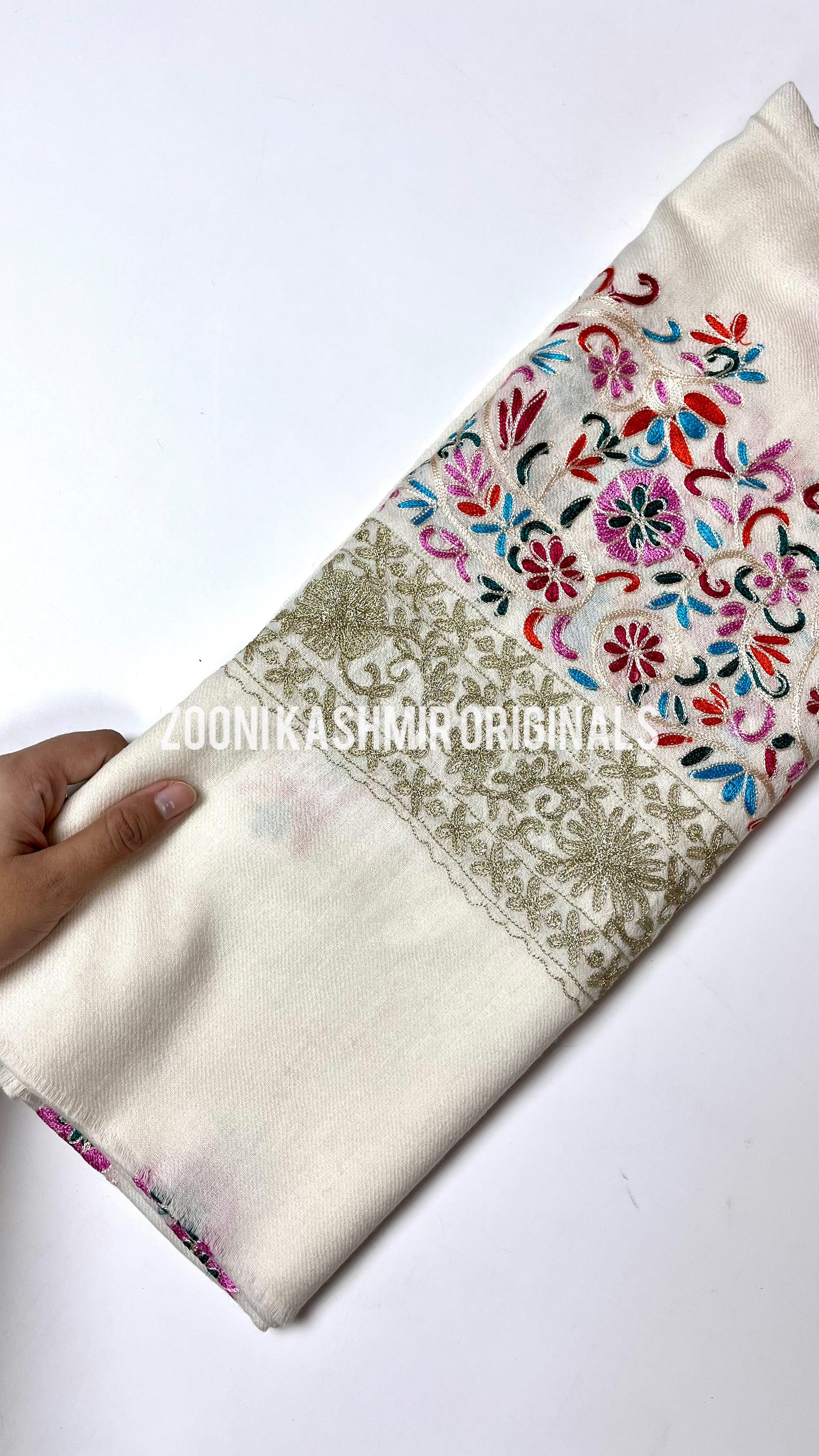Superfine Cashmere Aari Embroidered Wrap - Pink and White Floral - Zooni | Kashmir Originals
