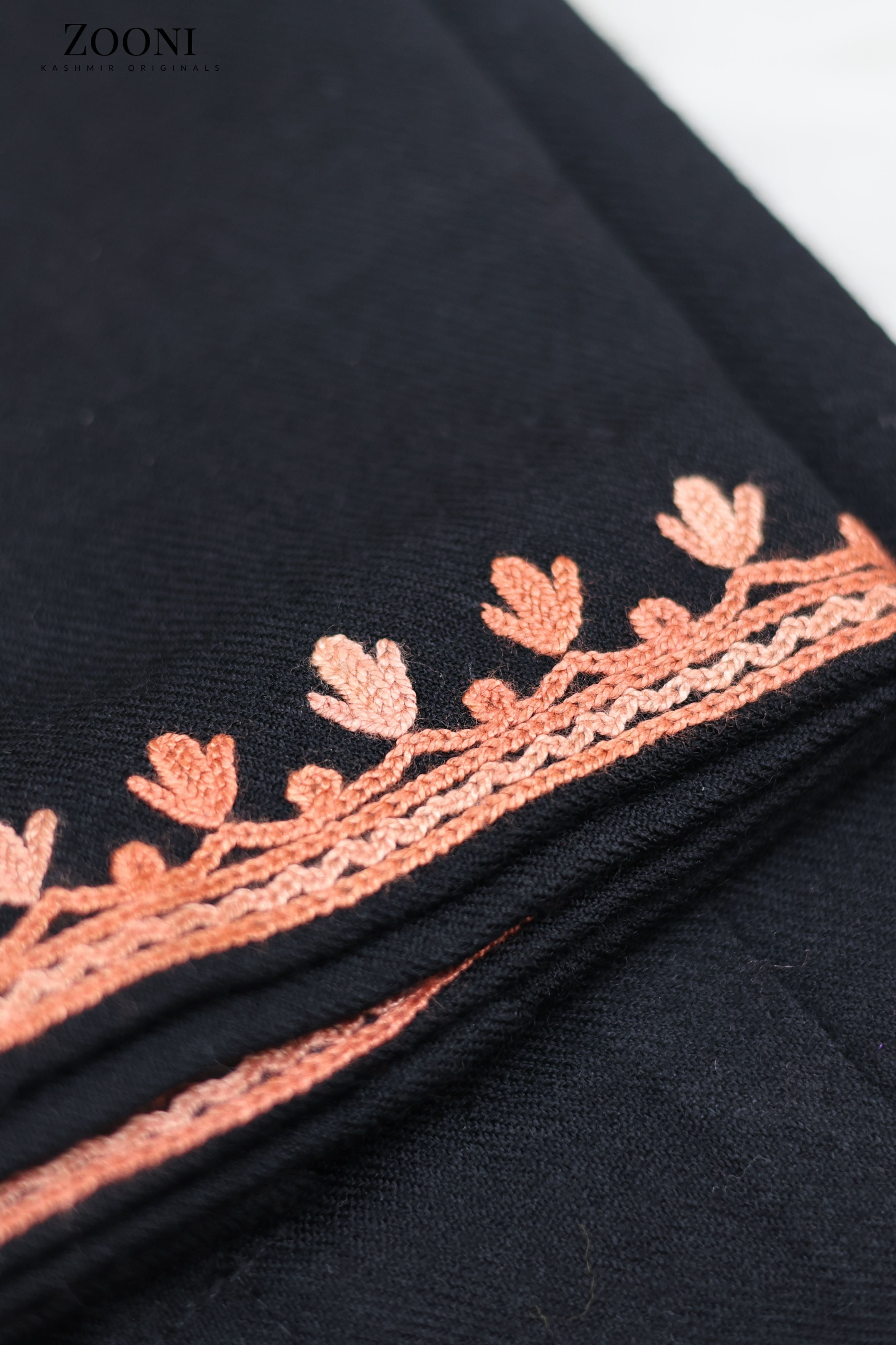 Pure Wool Hand Embroidered Kashmiri Pheran/Feran: Aari (Stitched) Black