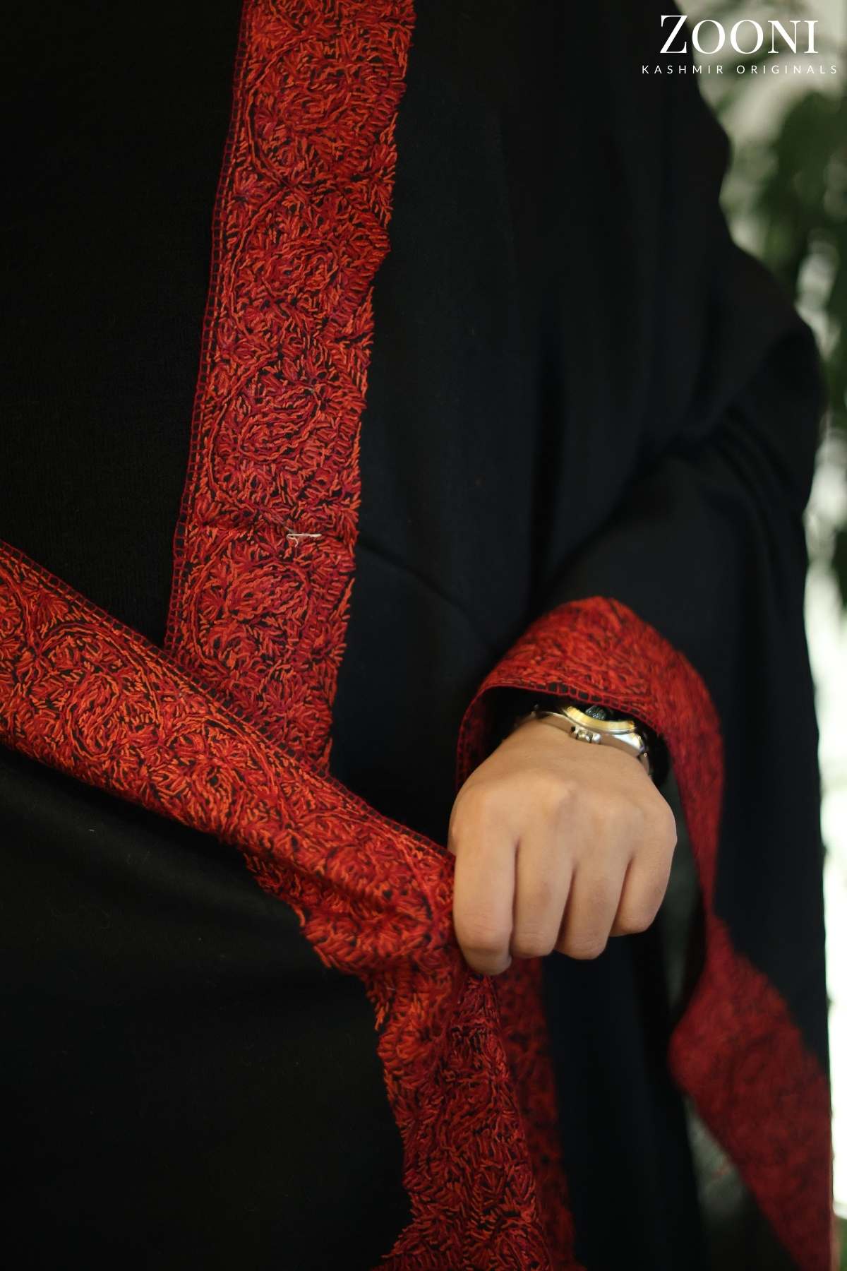 Hand Embroidered Doar Daar Embroidered Shawl - Black and Red