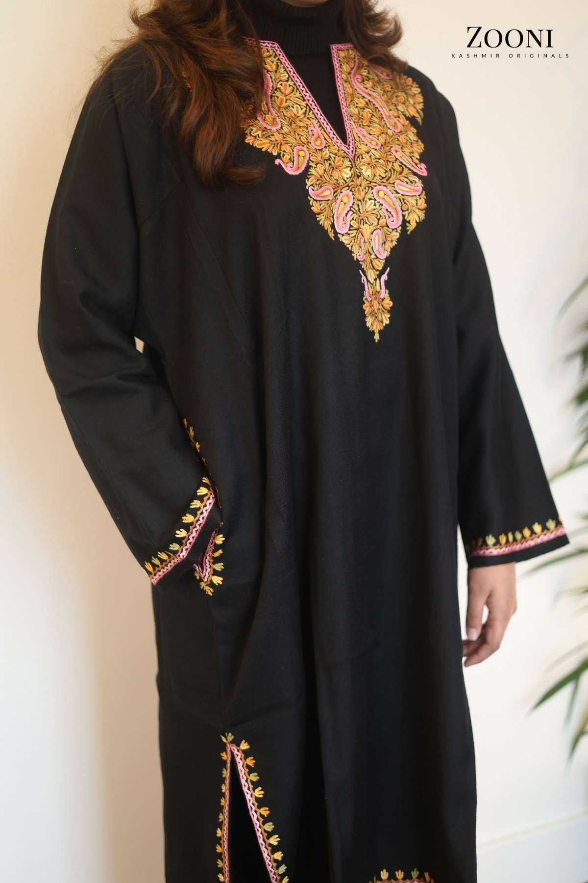 Pure Wool Hand Embroidered Kashmiri Pheran/Feran: Aari (Stitched) Black